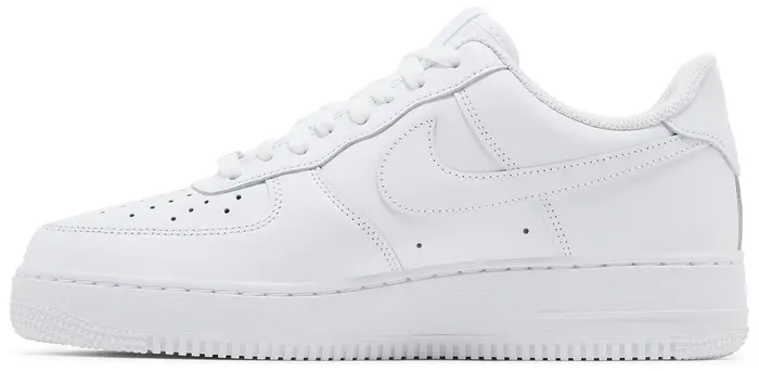 Nike Air Force 1 '07 'Triple White', image 3